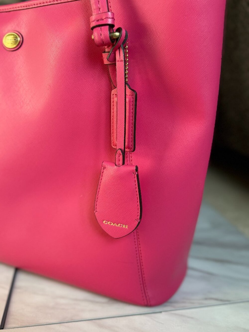 Vintage Coach Legacy (2000s) Peyton Saffiano Leather Zip Top Tote - Like New - Picture 3 of 7